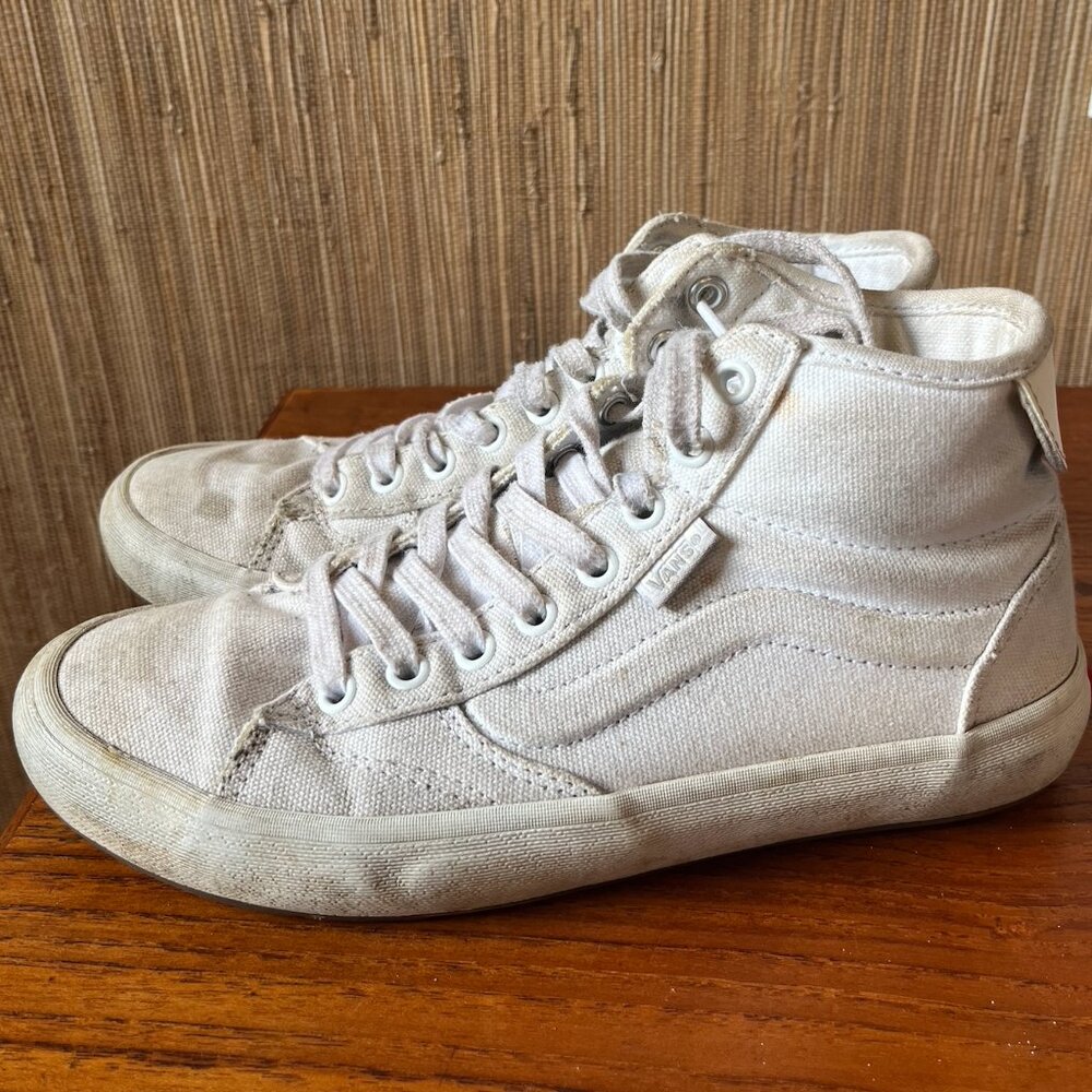 White Lizzie Vans
